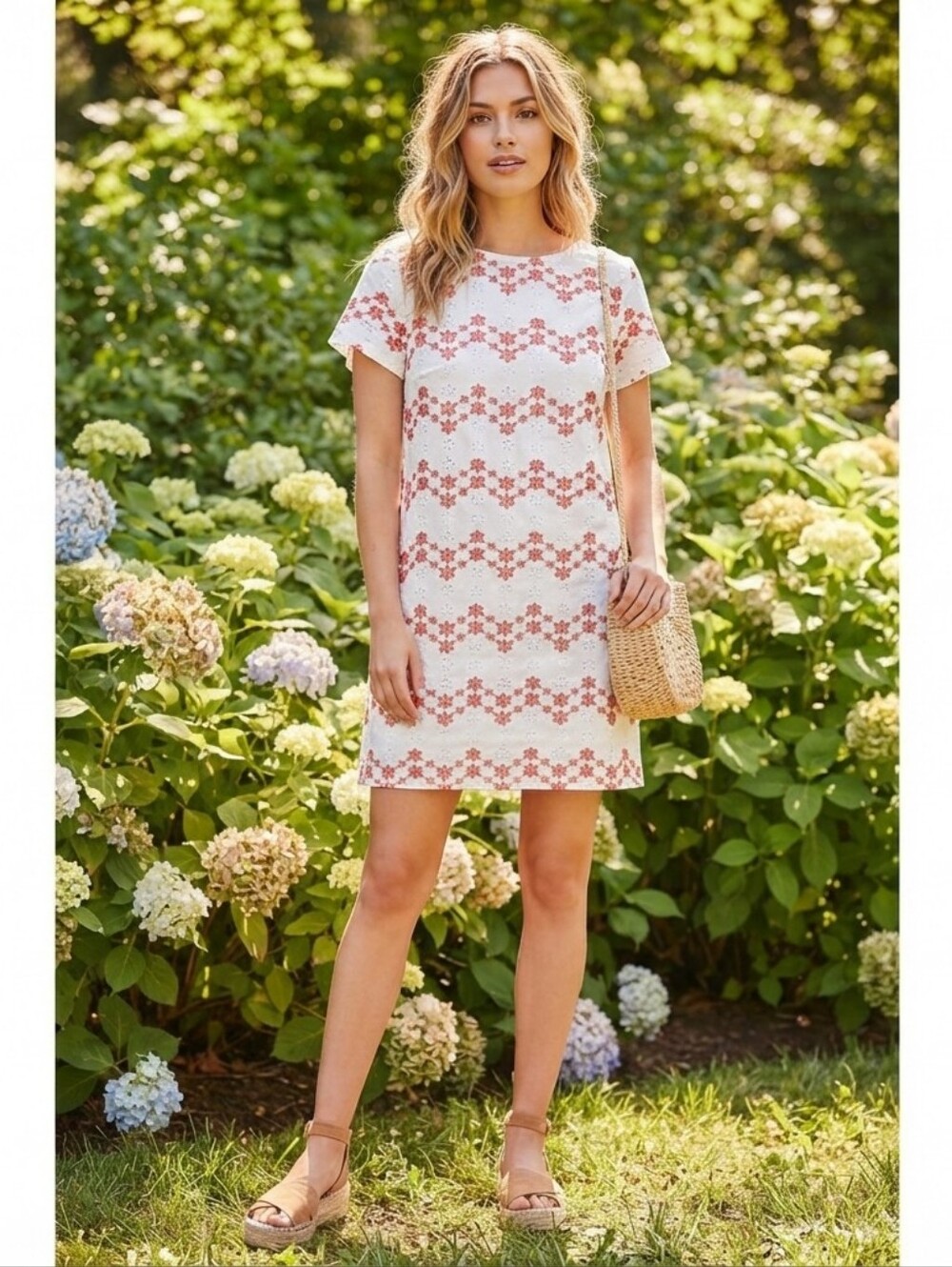 ​Mi Ami White Red Floral Eyelet Short Sleeve Shift Dress Size M Cotton Lined
